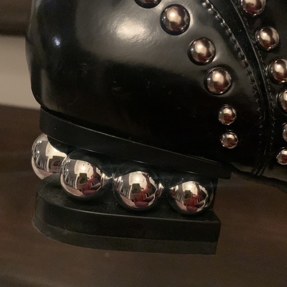 JEFFREY CAMPBELL RYLANCE STUDDED BOOTIE - Picture 3 of 6